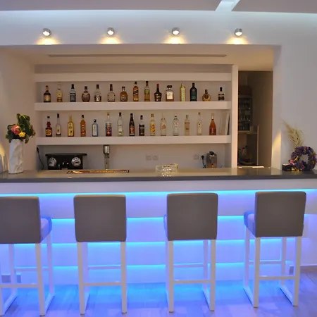 Petinaros Hotel-3