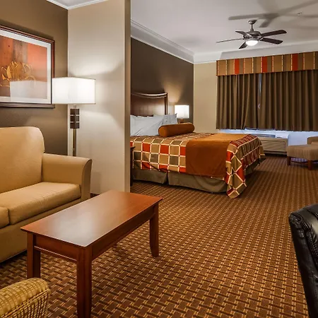 Best Western Plus Easton Inn & Suites-3