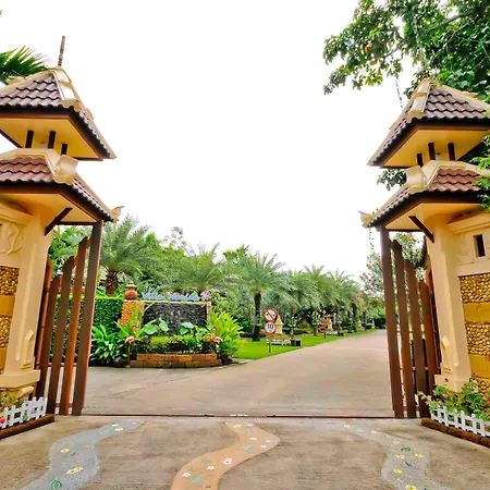 Villa Wanida Garden Resort-3