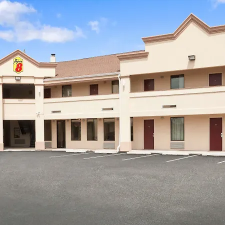 Super 8 By Wyndham Rahway/Newark-3