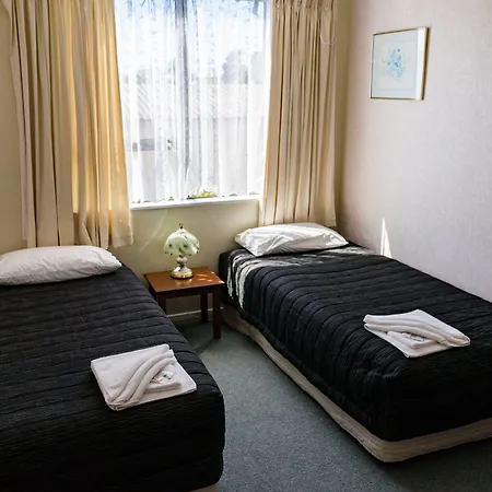 Ascot Motor Lodge-2