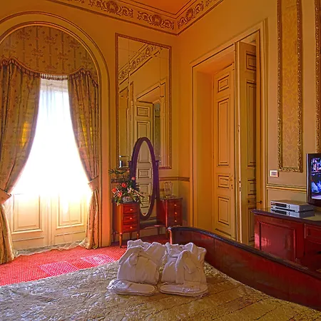 Le Metropole Luxury Heritage Hotel Since 1902 By Paradise Inn Group-3