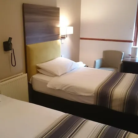 Livingston Lodge Hotel-3