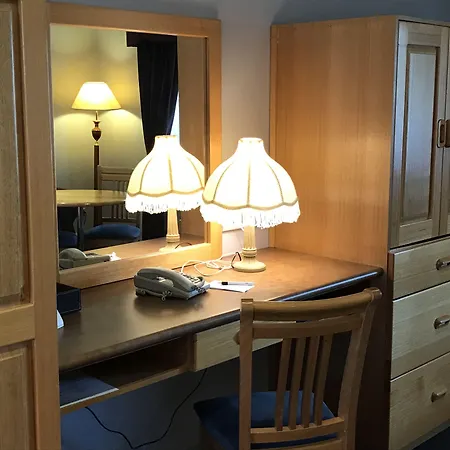 Sunseeker Motor Inn-3