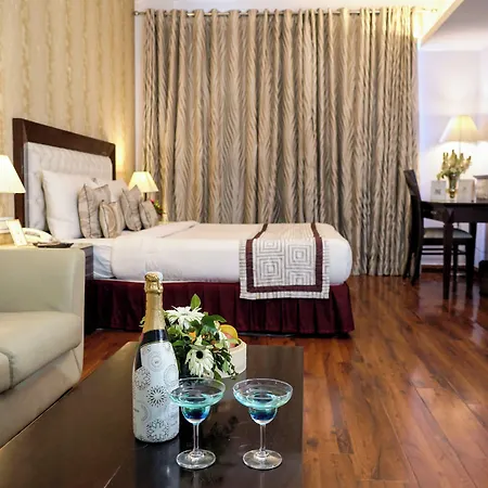 Treehouse Queens Pearl-3
