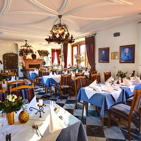 Hotel Deutschherrenhof-3
