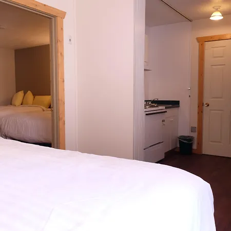 Golden Village Lodge-3