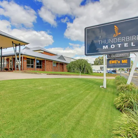 Thunderbird Motel Yass-2