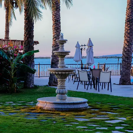 Hotel La Posada & Beach Club-2