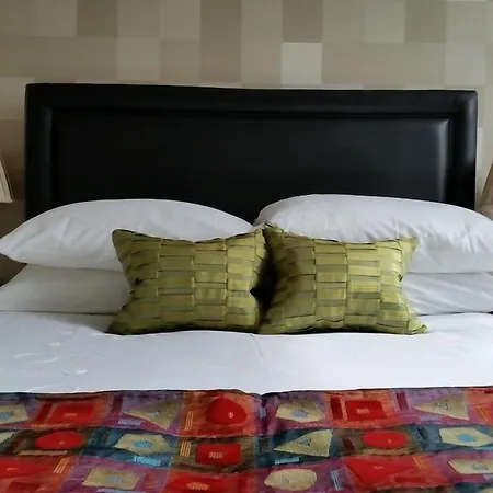 Gallery Guest House-2