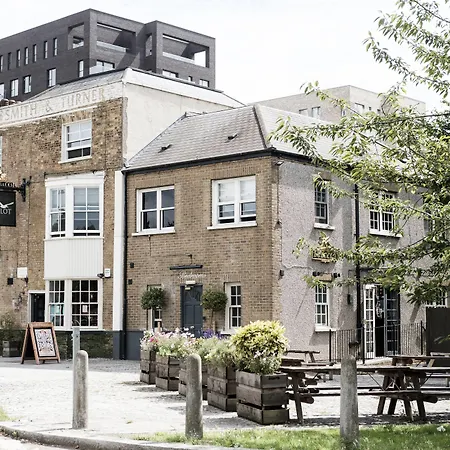 The Pilot Inn-2
