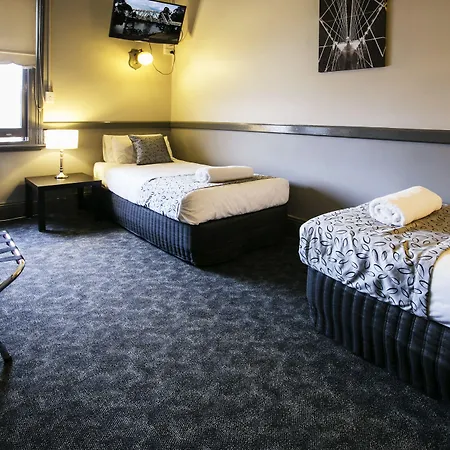 Imperial Hotel Maitland-2