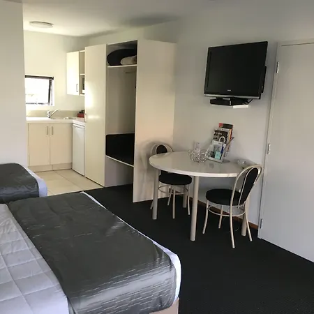 Palms Motel-3