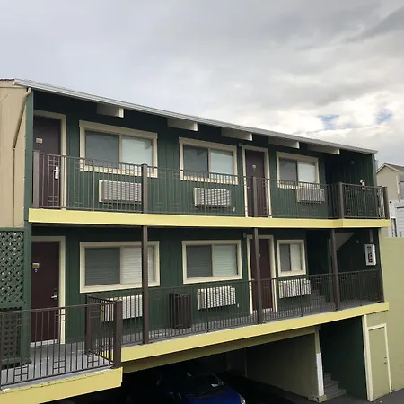 Lombard Plaza Motel-2