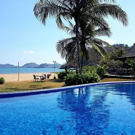 Luwansa Beach Hotel-2