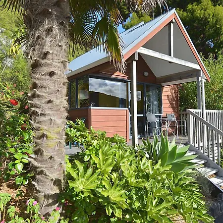 Bay Cabinz Motel-3