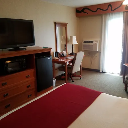 Best Western Plus Rivershore Hotel-3