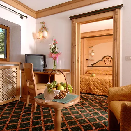 Hotel Monzoni - San Pellegrino-3