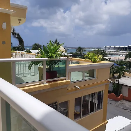 Baker'S Suites-3