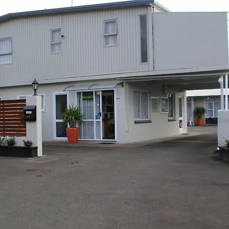 Fernleaf Motel-3