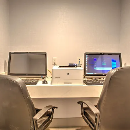 Best Western Plus Media Center Inn & Suites-2