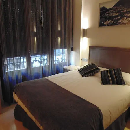 Hotel Trueba-2