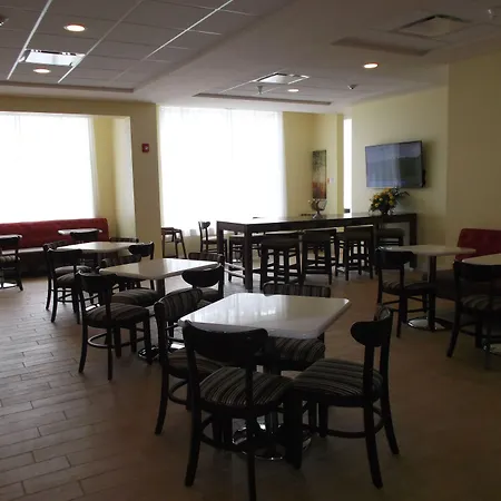 Days Inn & Suites By Wyndham Caldwell-2