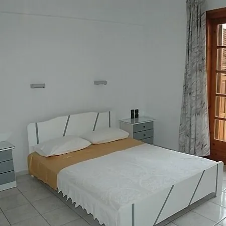La Luna Apartments-2