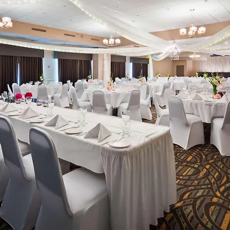 Best Western Pembroke Inn & Conference Centre-3