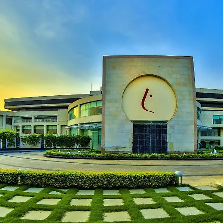 The Lalit Chandigarh-3