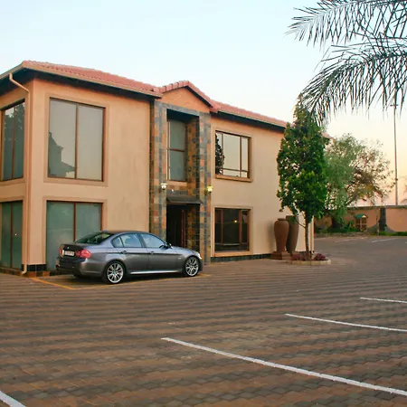 Eco Park Lodge-2