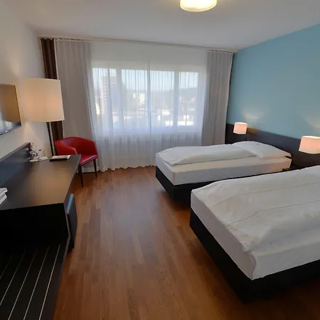 Hotel Illuster - Urban & Local-2