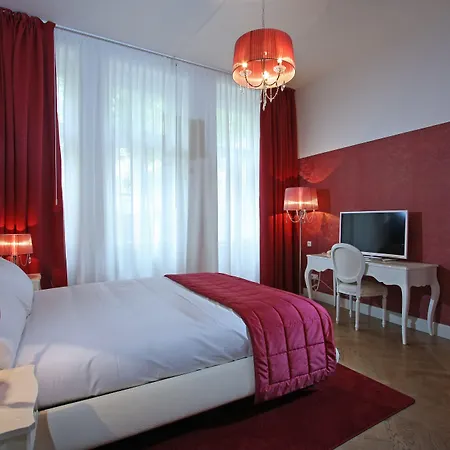 Numa Prague Flow-3
