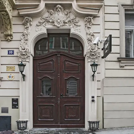 Numa Prague Flow-2