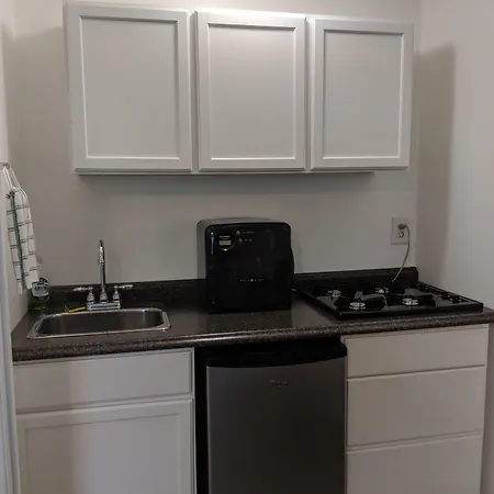 Clarence Inn Extended Stay-3