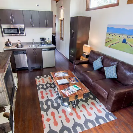 Fireside Resort-2