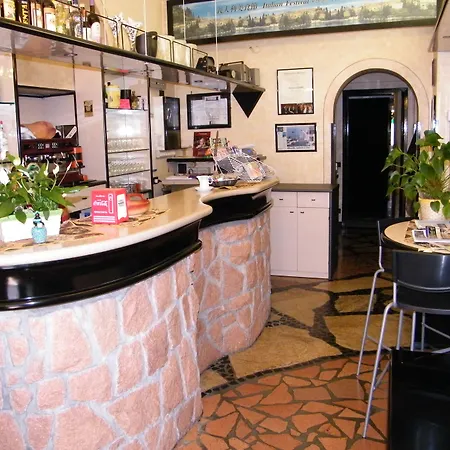 Hotel Montecodeno-2