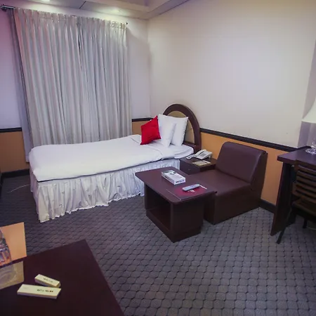 Hotel 71-3