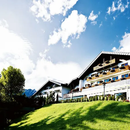 Bergresort Seefeld-3