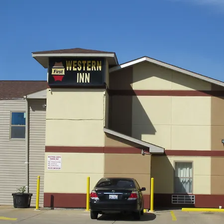 First Western Inn - Fairmont City-2