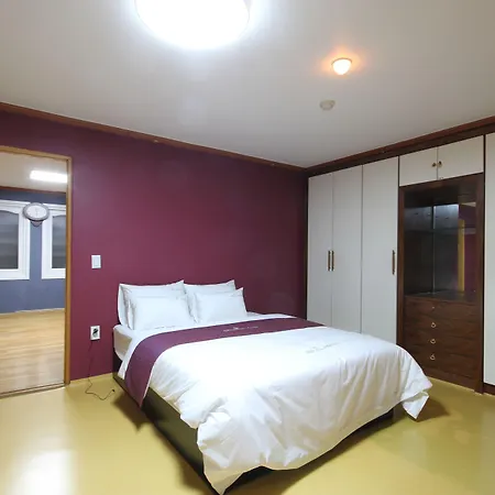 Business Hotel Busan Station-3