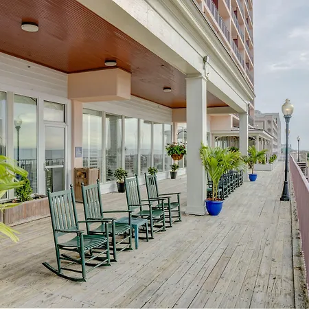 Hilton Garden Inn Ocean City Oceanfront-3