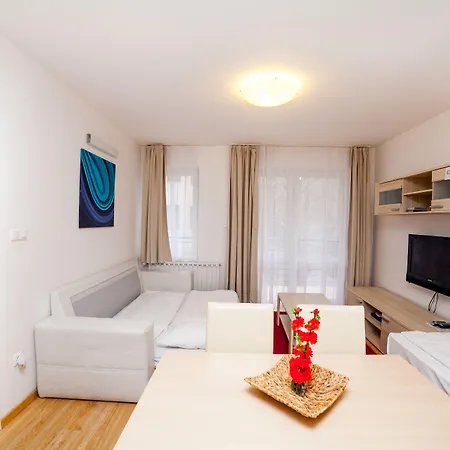 Prince Apartments-2