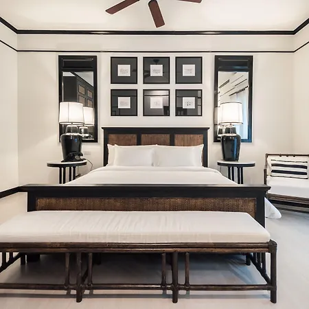99 The Gallery Hotel-2