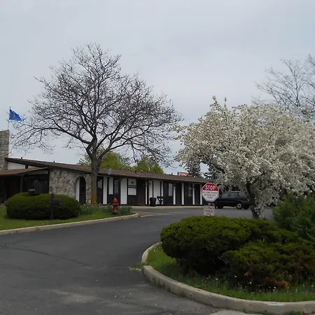 Value Inn Motel - Milwaukee Airport South-3