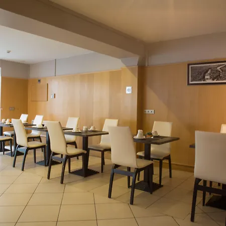Hotel Eiffel XV-2