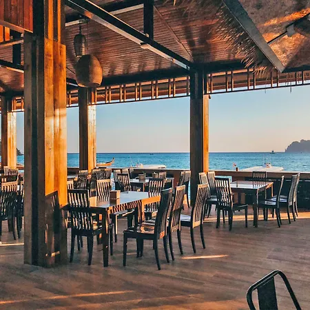 Phi Phi Andaman Beach Resort-2