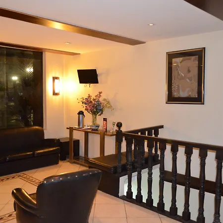 Lux Hotel-2