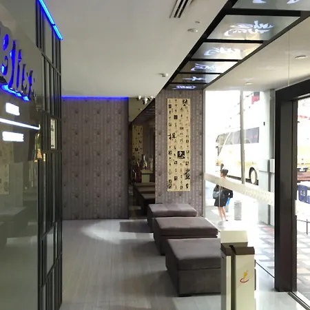 Bliss Hotel Singapore-2