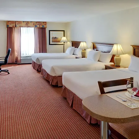 Pomeroy Inn And Suites Chetwynd-2